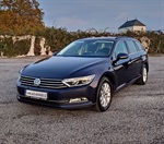 VW Passat B8 2,0 TDi 110 kW 07/2016, 2x klíč, 2 sady kol, serviska